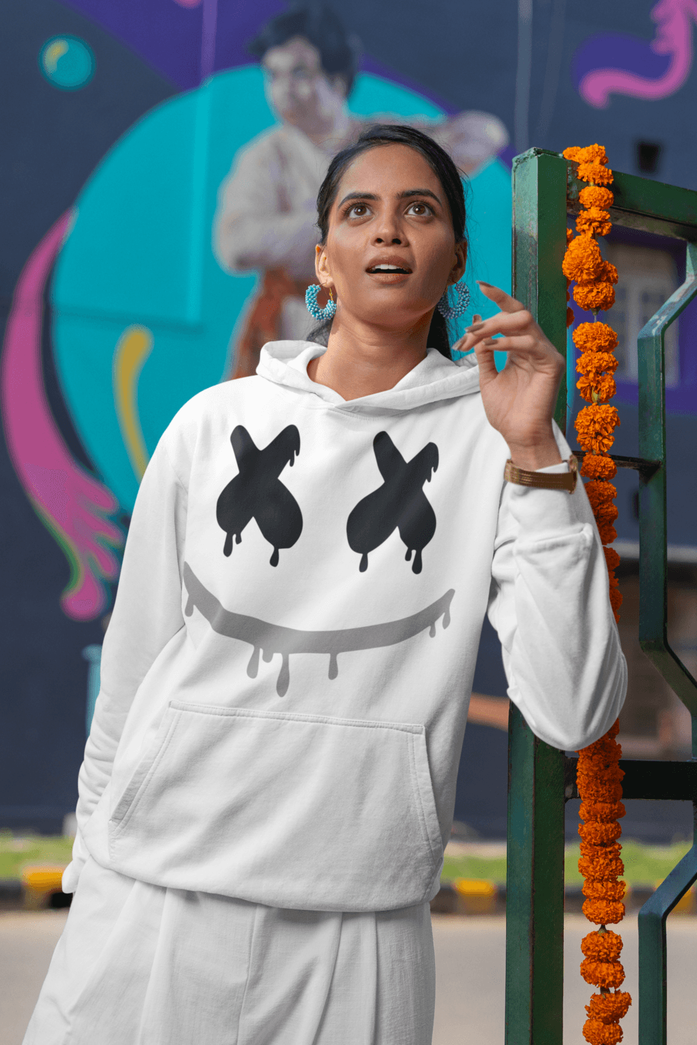 MARSHMELLO Oversized Hoodie (WHITE)
