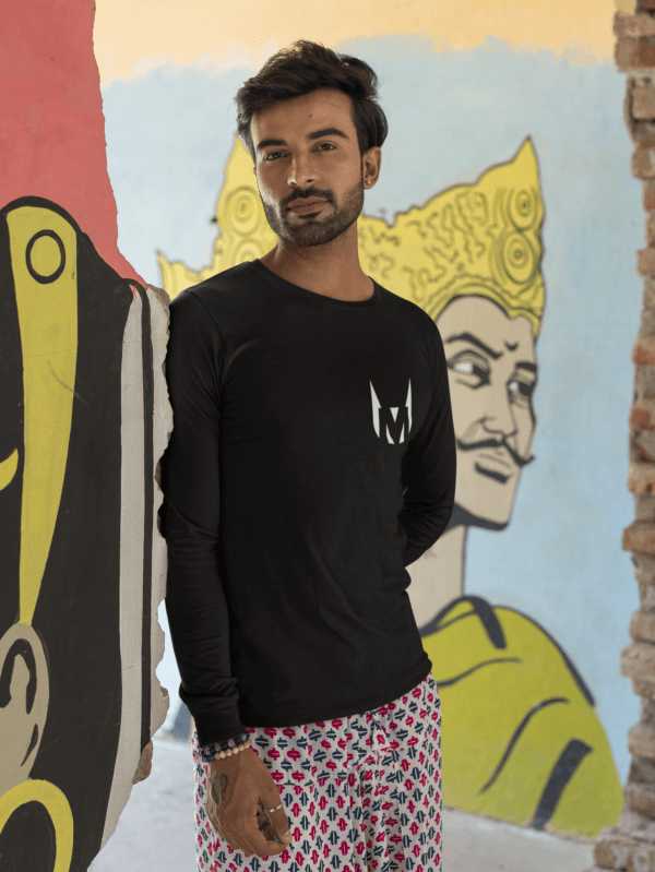 Man wearing UM ORIGINAL BLACK MEN's ROUND NECK FULL SLEEVE T-SHIRTS