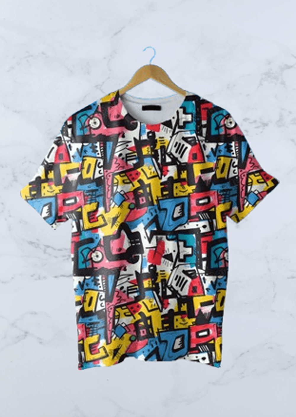 UM GRAFFITI OVERSIZED FIT T-SHIRT