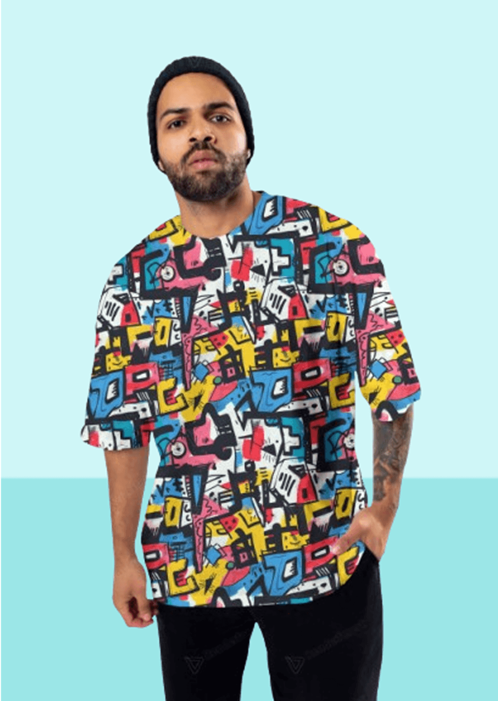 UM GRAFFITI OVERSIZED FIT T-SHIRT - Image 3